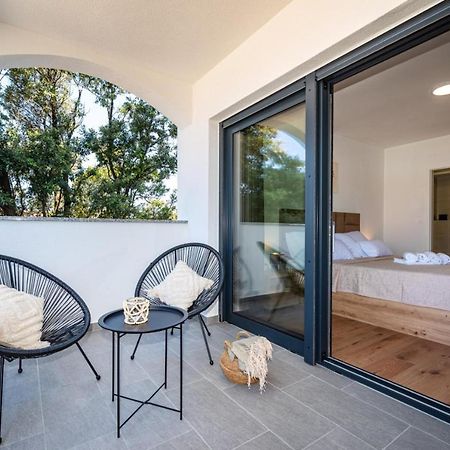 Villa Marta Mandre Exterior photo